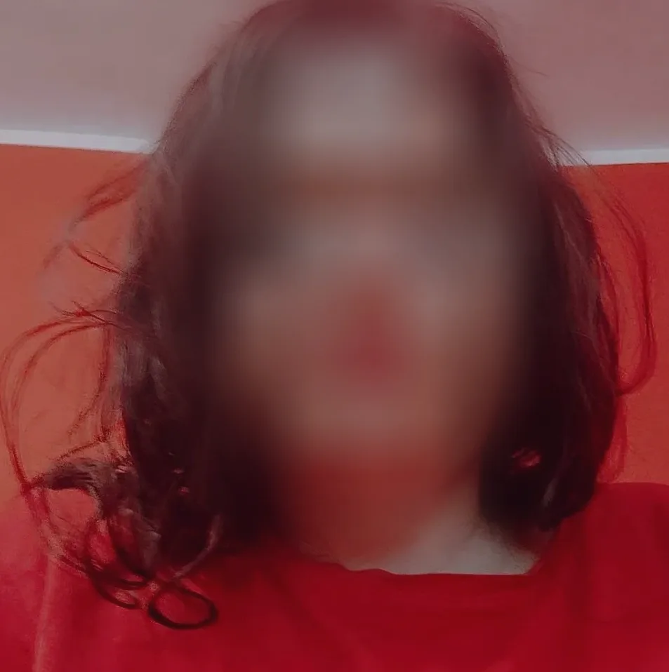 Agata, 37
