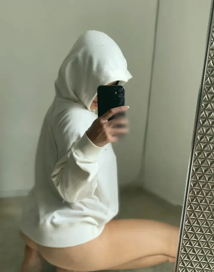 Maya, 23