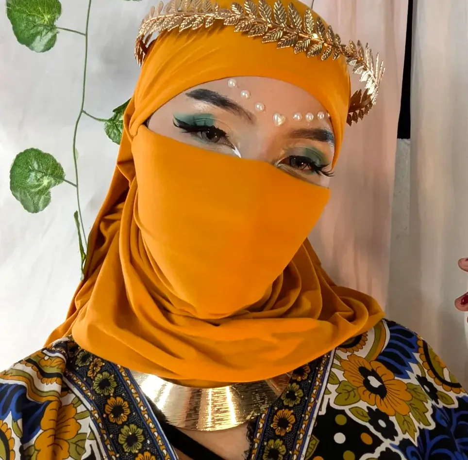 Reeta, 28