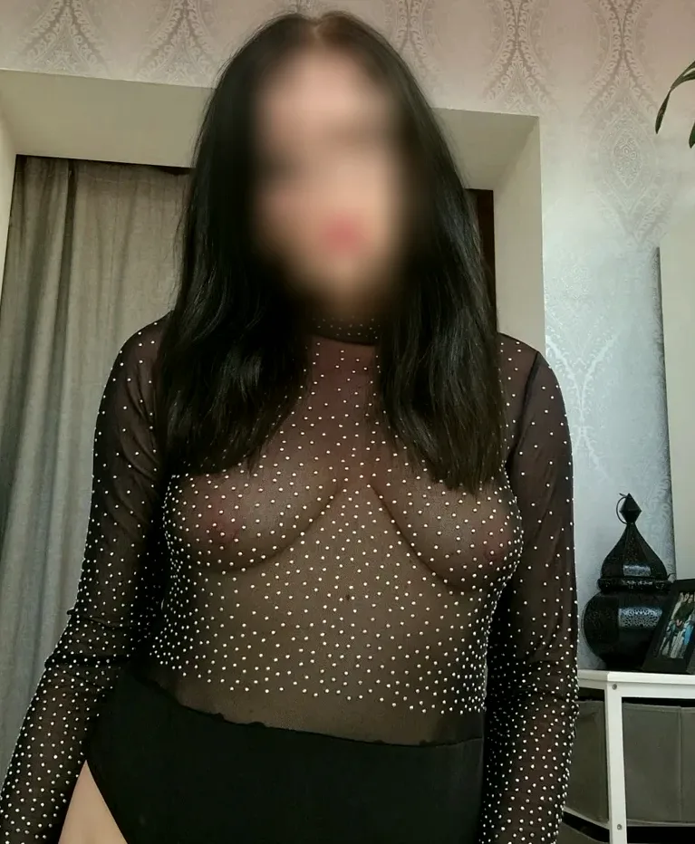 Zainab, 31